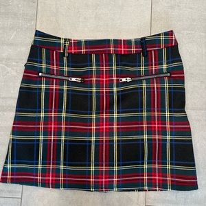 Plaid mini with surprise in the back - straps &  rings. Get creative!